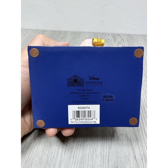 Jim Shore 6008074 Disney Traditions Birthday Blues Eeyore Birthday Hat - Picture 7 of 13